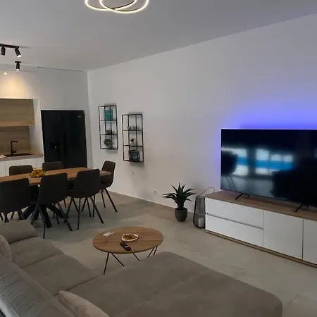 Luxury - Pool & Roof-top Sun Terrace With Sea View - New!! Vila *