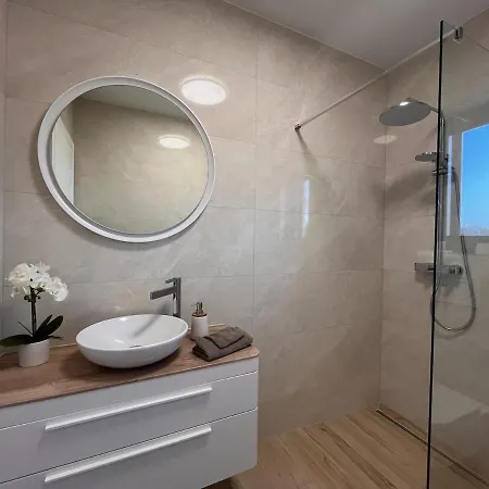 Luxury - Pool & Roof-top Sun Terrace With Sea View - New!!