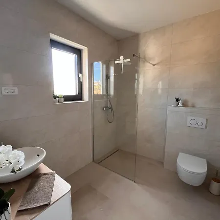 Luxury - Pool & Roof-top Sun Terrace With Sea View - New!! Мандре