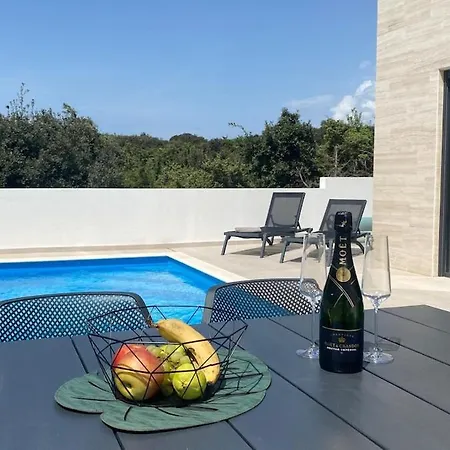 Luxury - Pool & Roof-top Sun Terrace With Sea View - New!! * Мандре