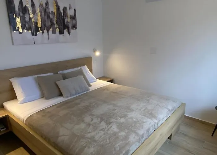 Villa Luxury - Pool & Roof-top Sun Terrace With Sea View - New!! *