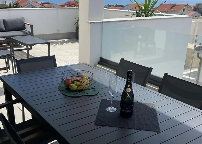 Luxury - Pool & Roof-top Sun Terrace With Sea View - New!! *