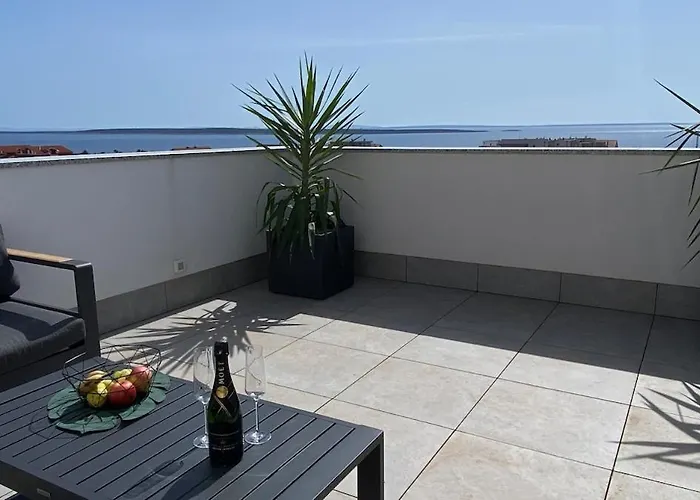 Luxury - Pool & Roof-top Sun Terrace With Sea View - New!! *