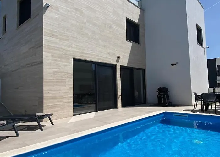 Luxury - Pool & Roof-top Sun Terrace With Sea View - New!! Вилла